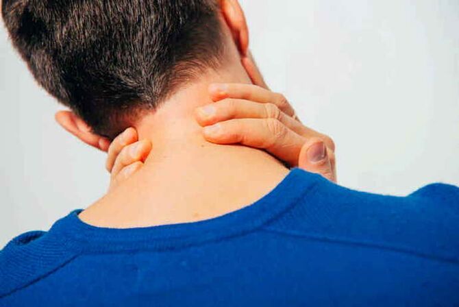 bolesť krku s osteochondrózou